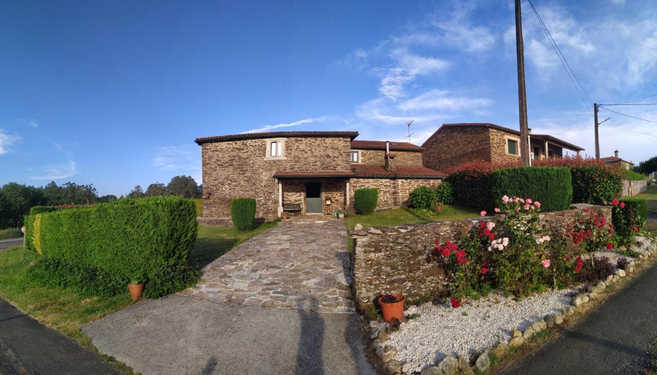 Casa O Castelo En Touro Βίλα Εξωτερικό φωτογραφία